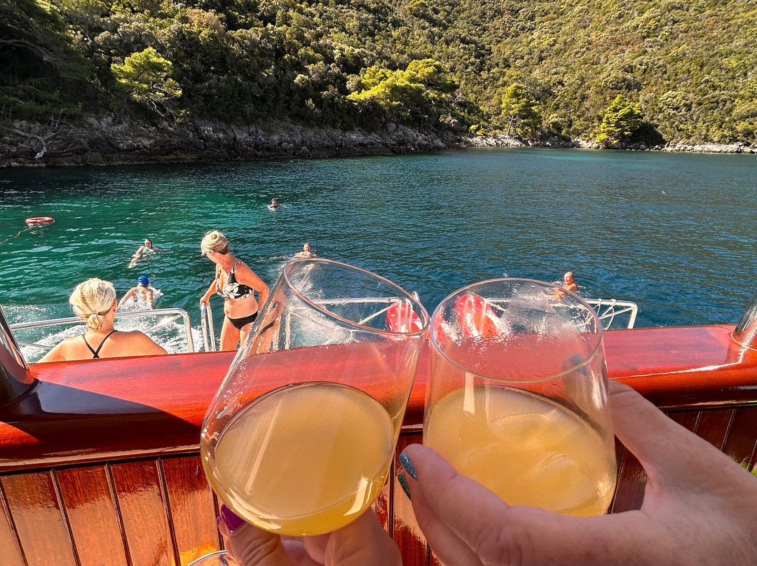 TrulyCroatia Tours景点图片