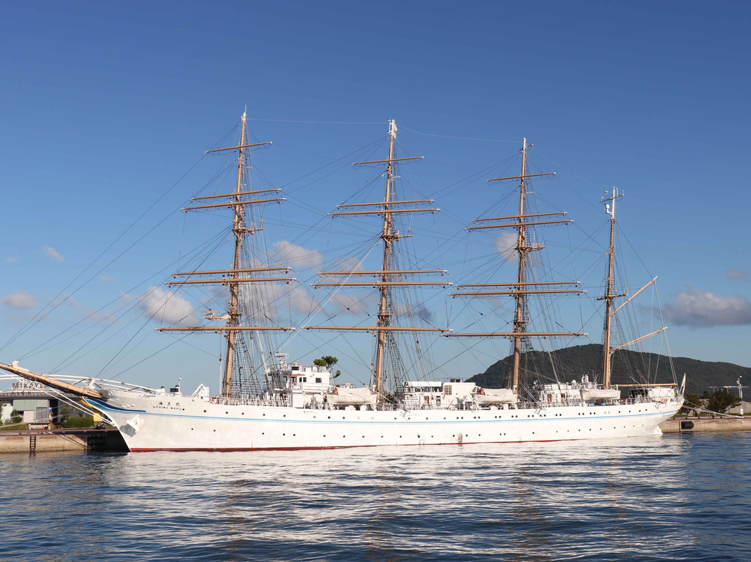 Takamatsu Port-高松市必去景点
