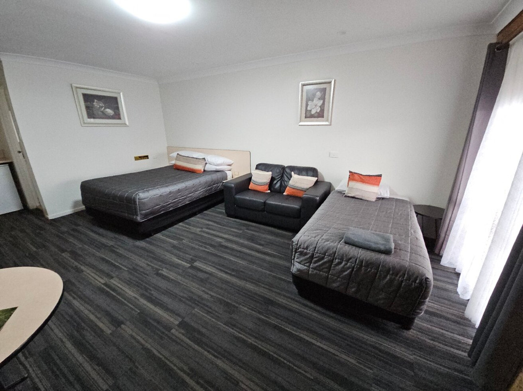 Highway Inn Motel主图