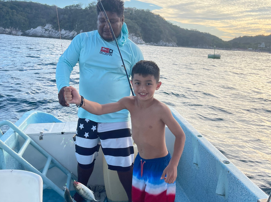 Valentino's Fishing Charters-Crucecita必去景点