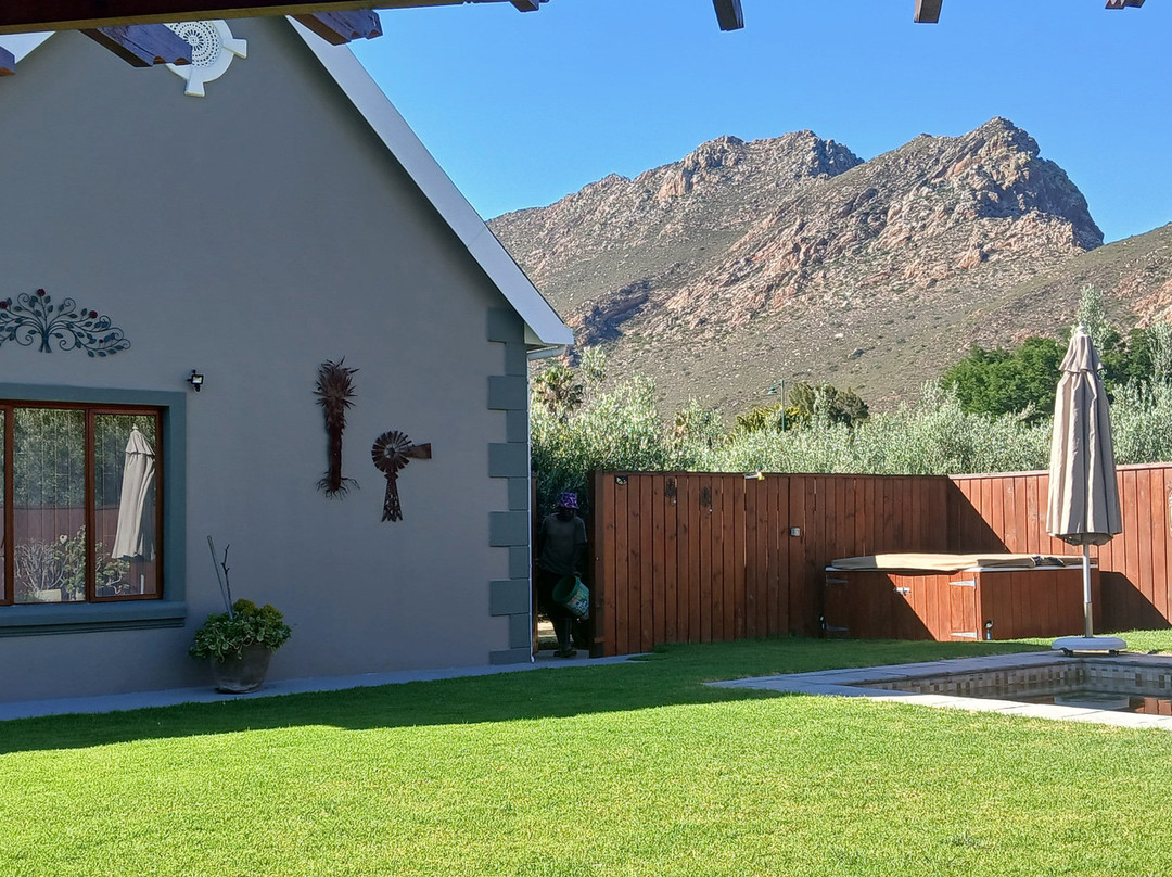 Mirihof Olive and Guest Farm主图