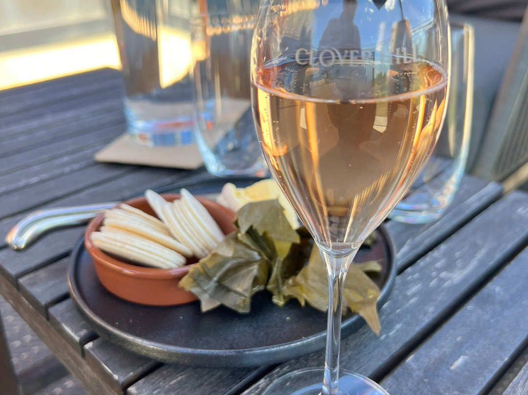 Clover Hill Wines-Lebrina必去景点