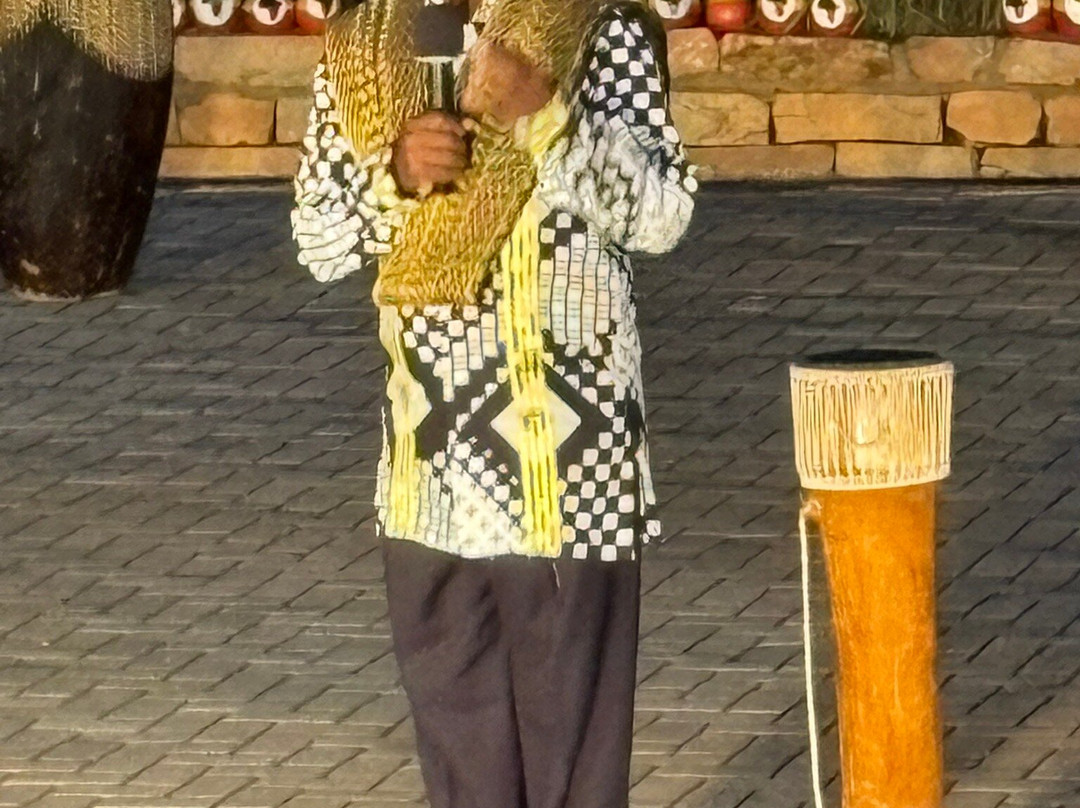 Ndere Cultural Centre-坎帕拉必去景点