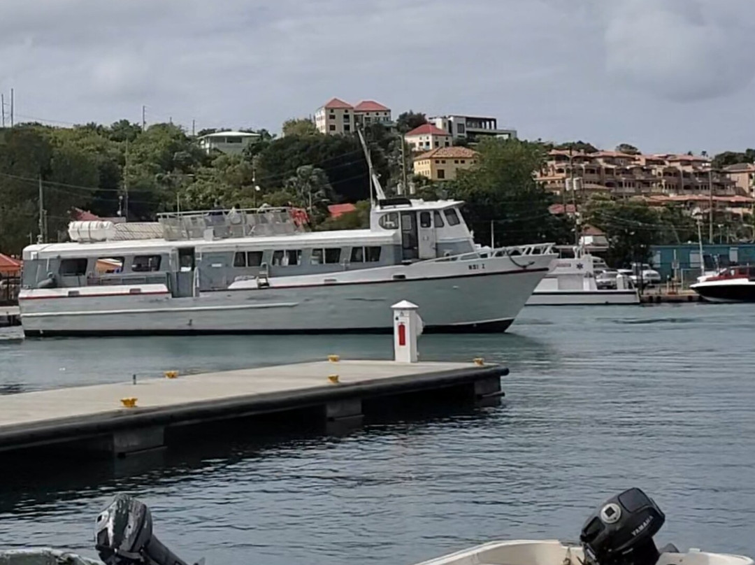 Inter Island Boat Service-克鲁兹湾必去景点