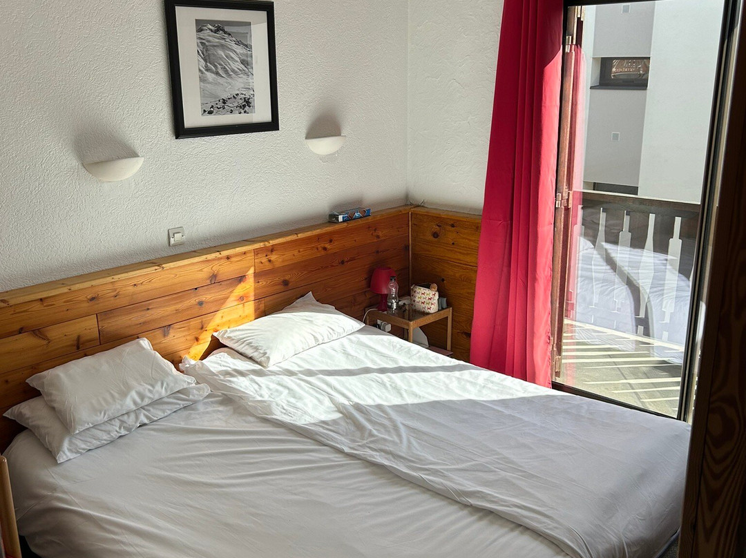 Hotel De La Valentin主图