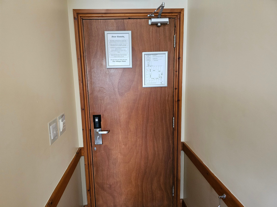 Villager Hotel主图