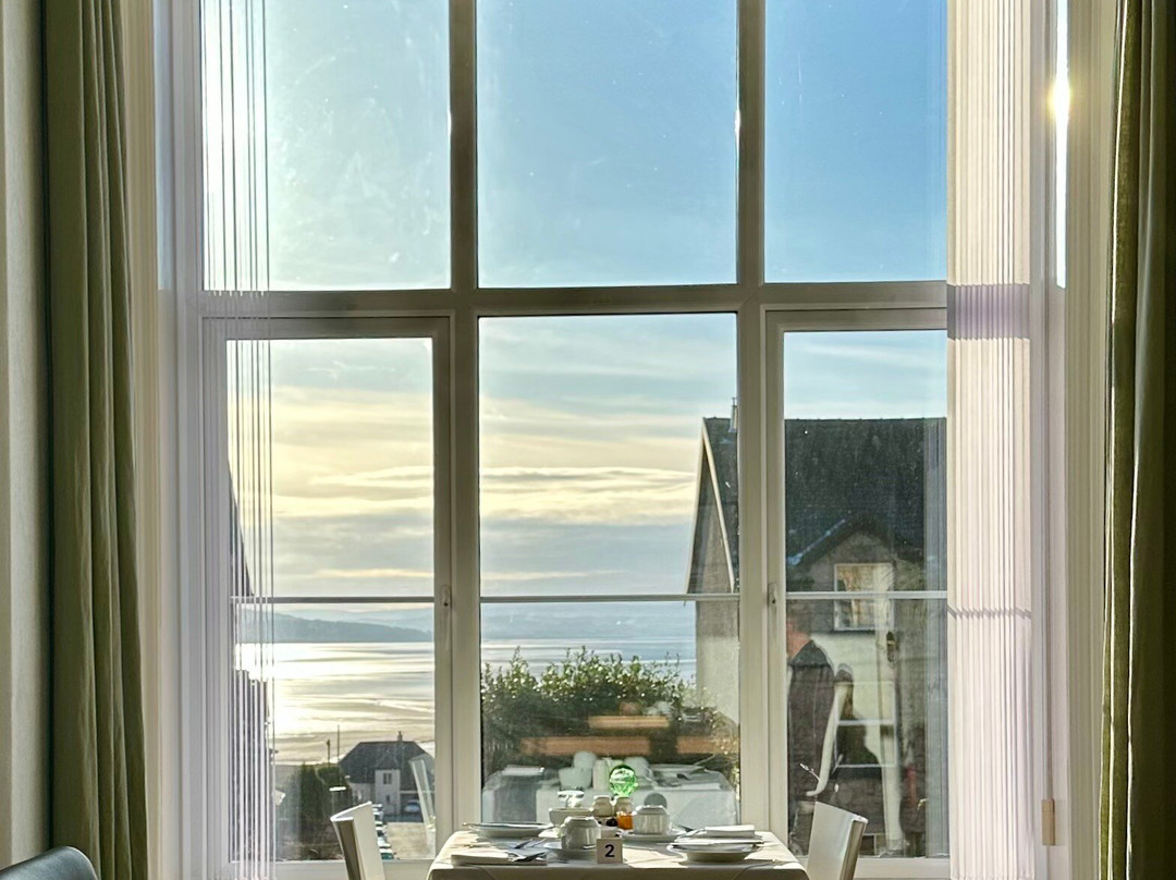 Corner Beech House主图