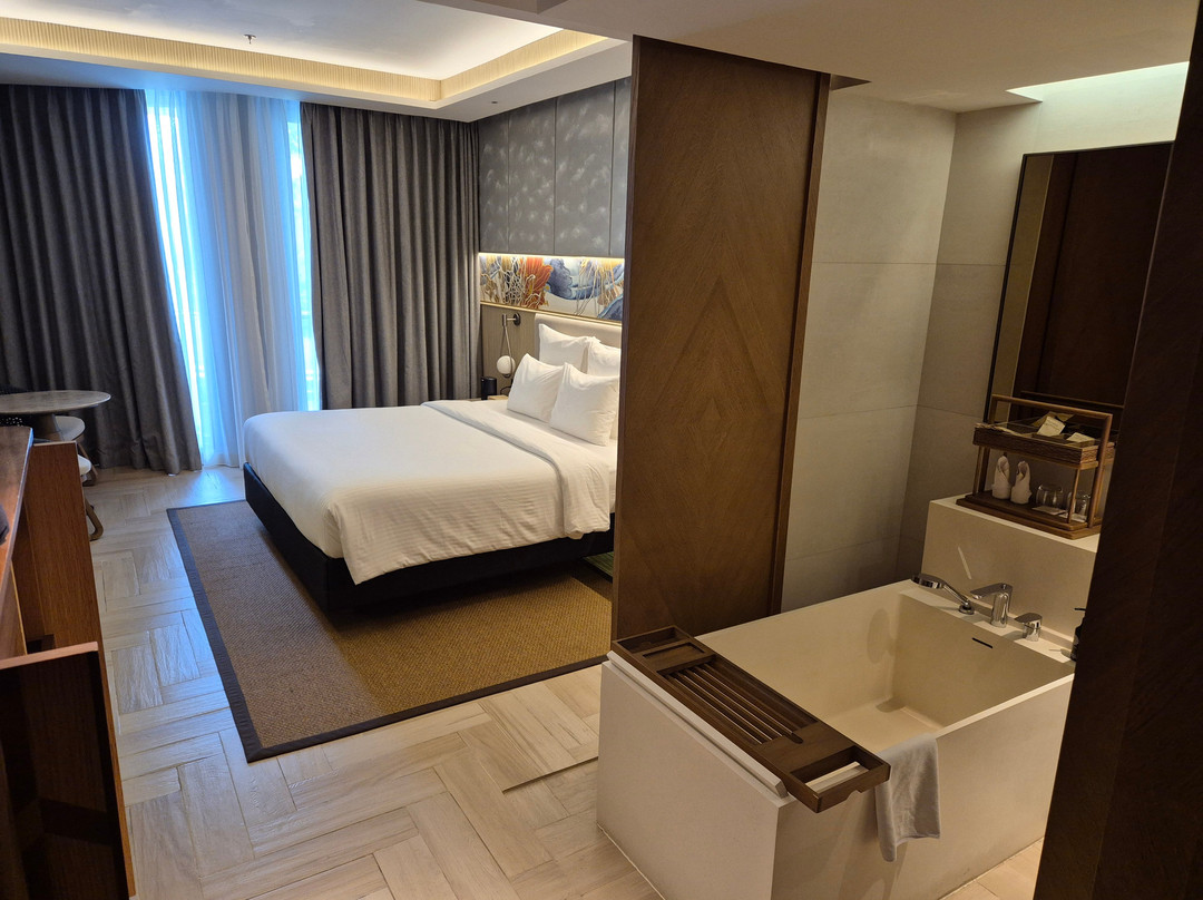 Pullman Lombok Merujani Mandalika Beach Resort主图