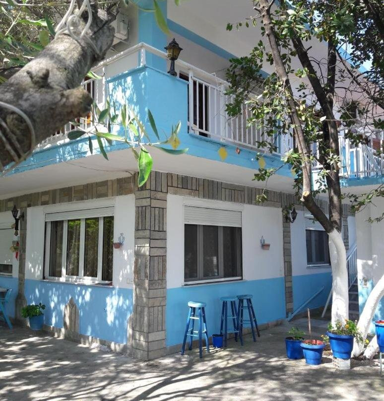 Island Apartments