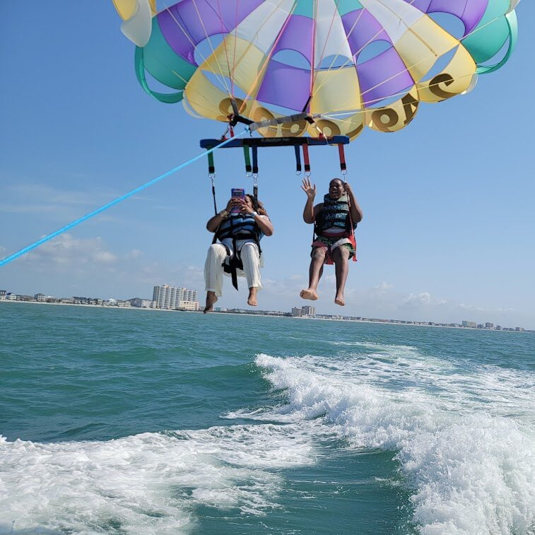 Aloha Watersports-美特尔海滩必去景点