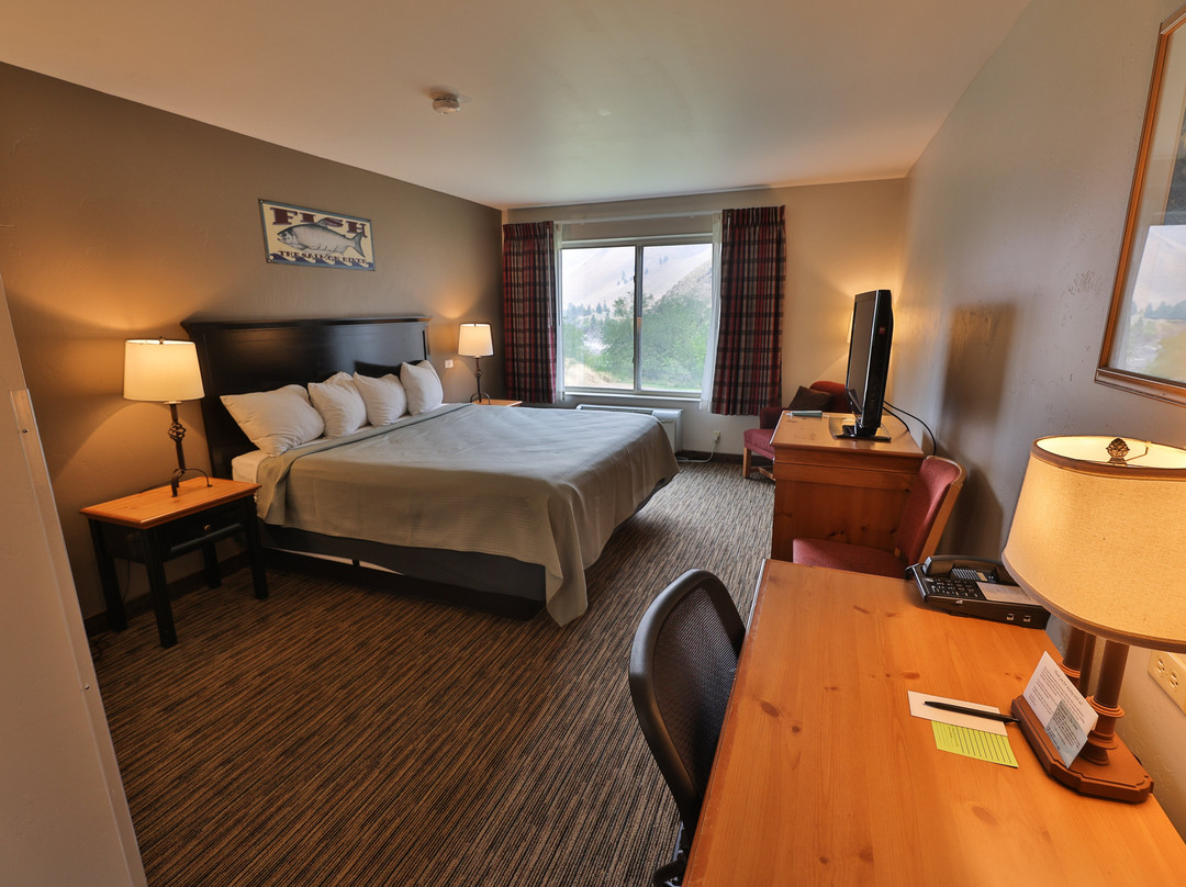 Salmon Rapids Lodge主图