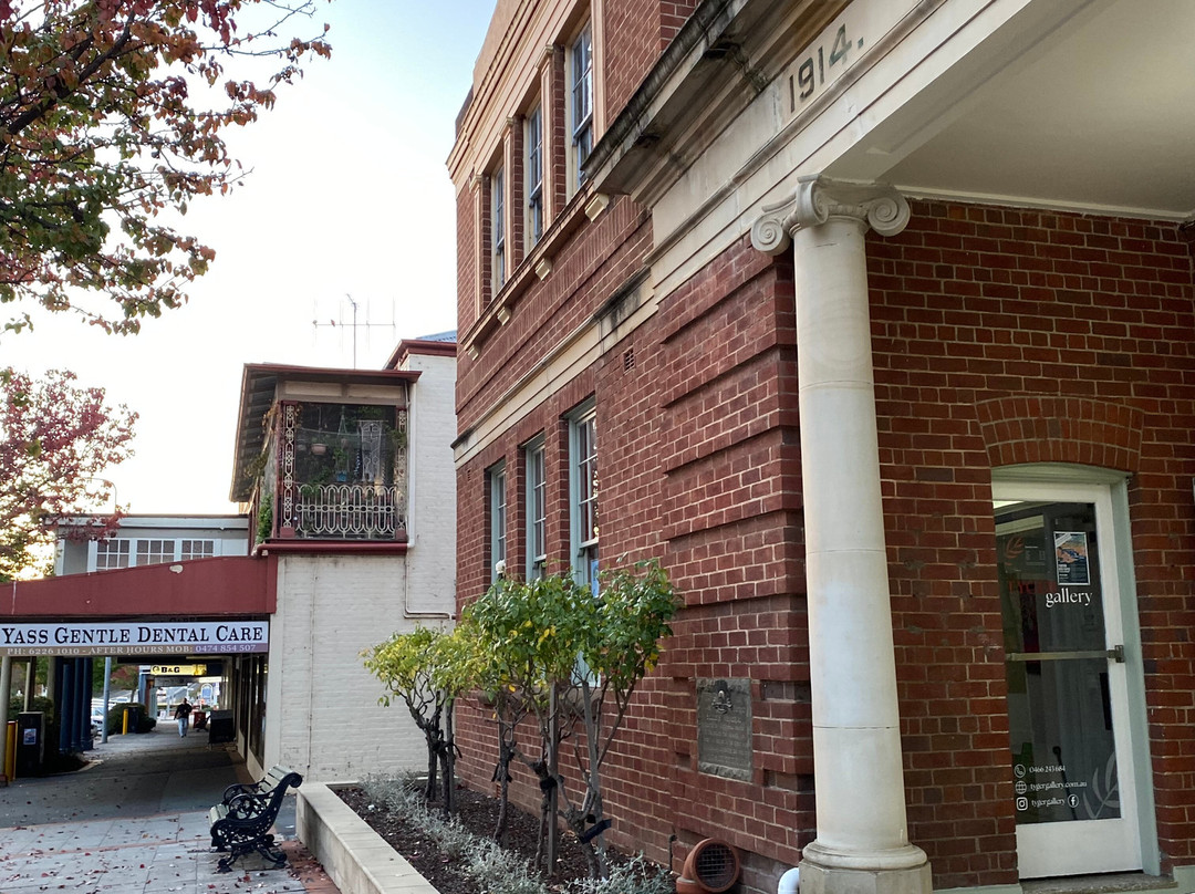 Yass Soldiers' Memorial Hall-亚斯必去景点