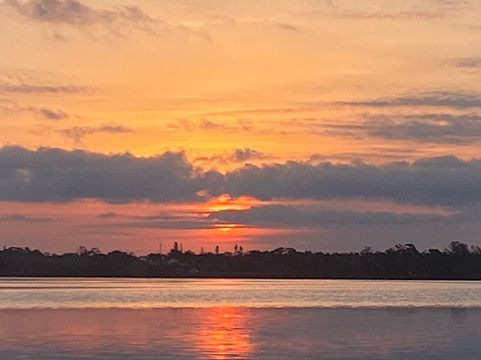 Peek- A -Blue-布雷登顿必去景点