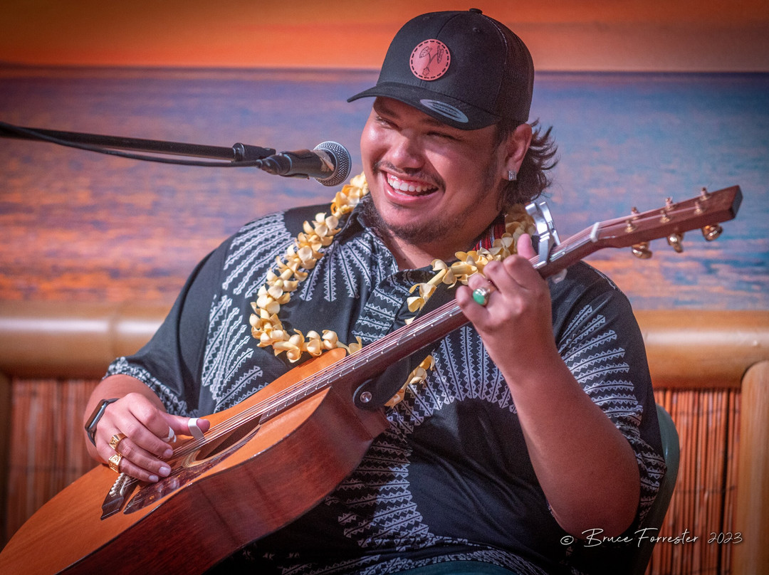 举办夏威夷滑音吉他表演-拉海纳必去景点