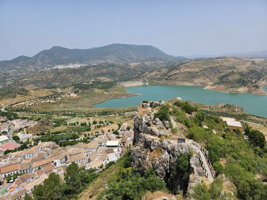 Castillo Zahara de la Sierra景点图片