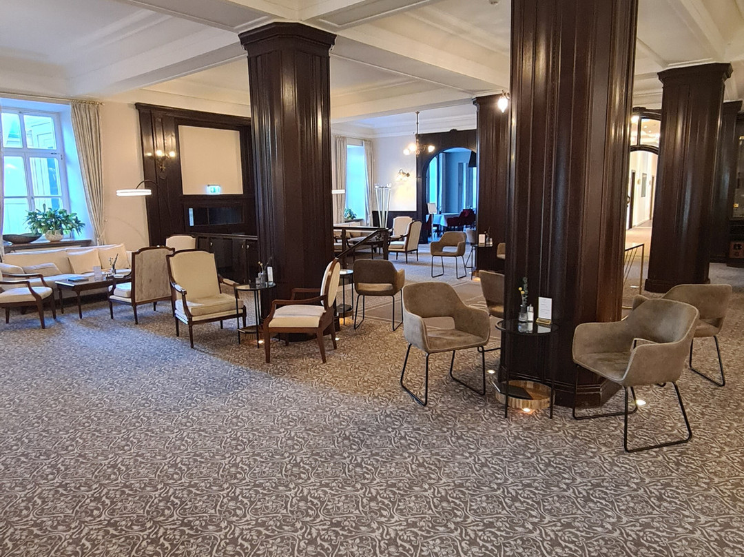 维多利亚凯瑟霍夫酒店主图