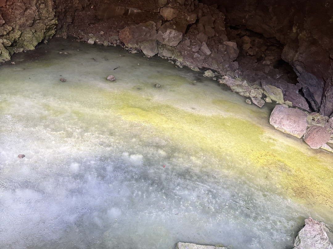 Land of Fire & Ice (Bandera Volcano & Ice Cave)-Grants必去景点