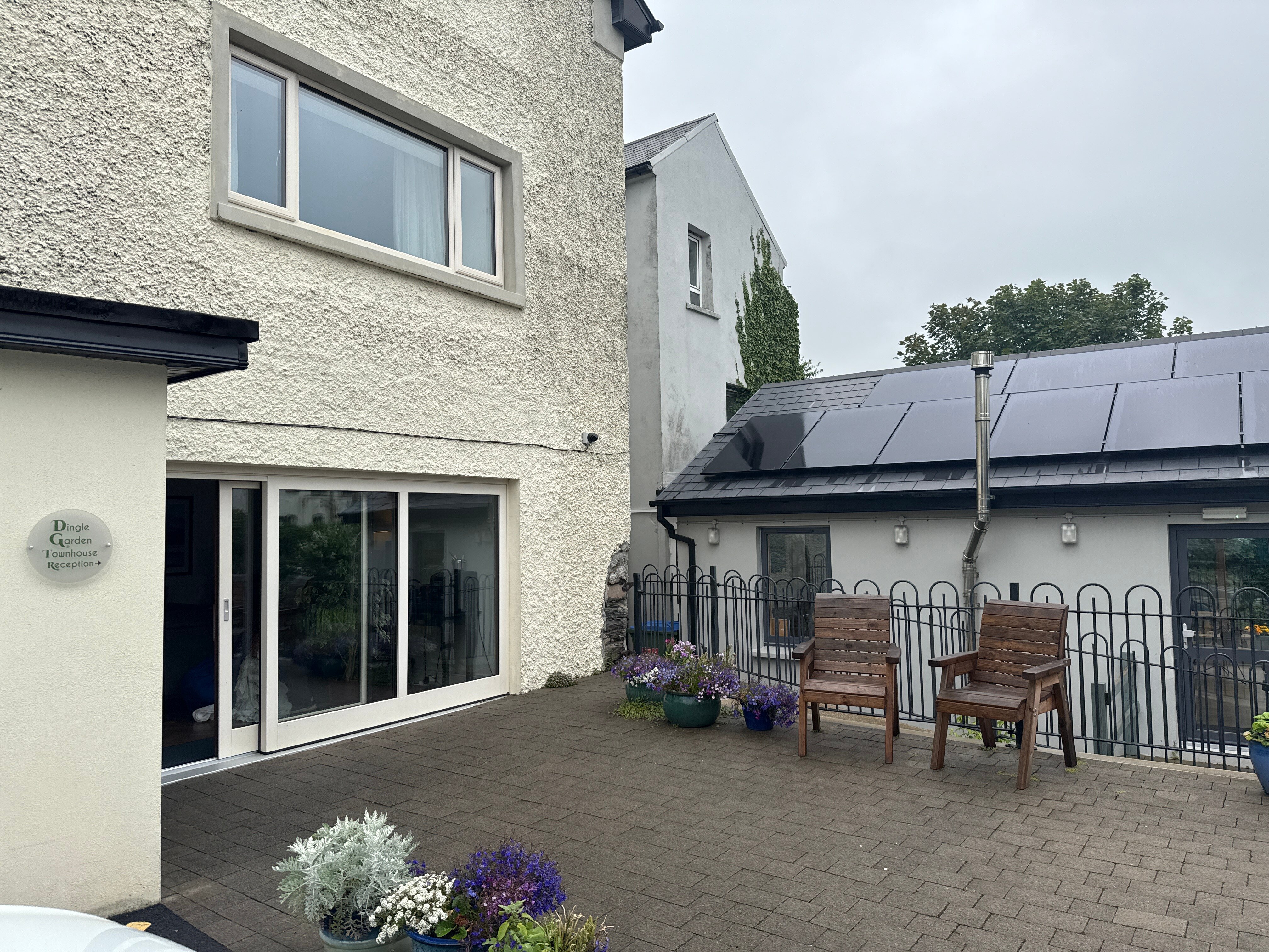 Dingle Garden Townhouse-官方