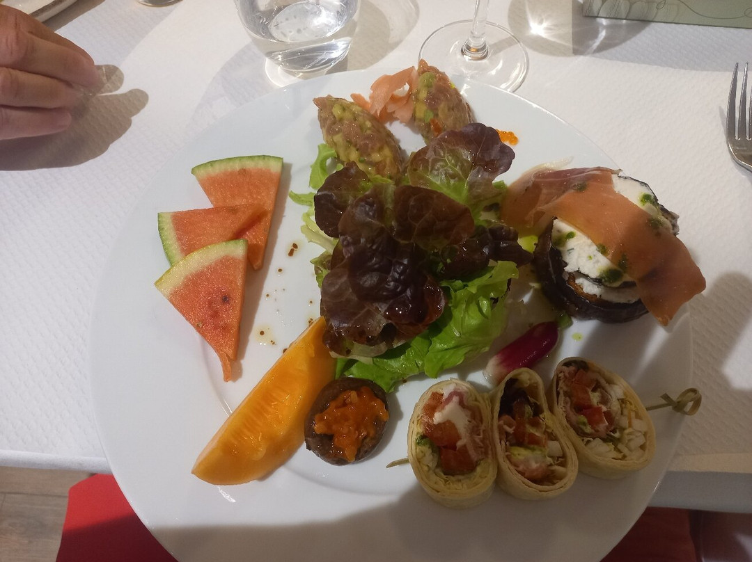 Le 8 Chez Pierre Lo