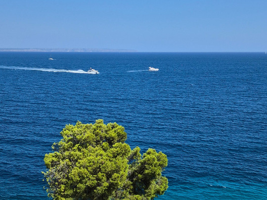 海滩码头欧洲酒店主图