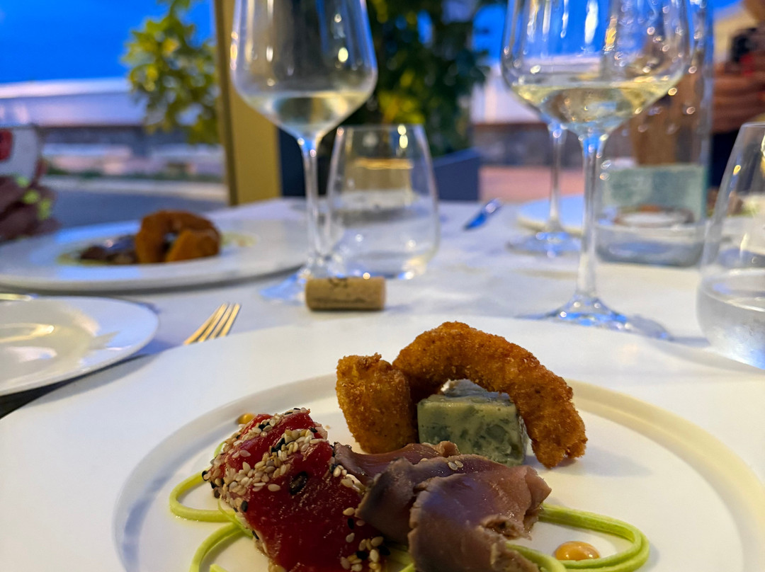 锦绣马雷酒店主图