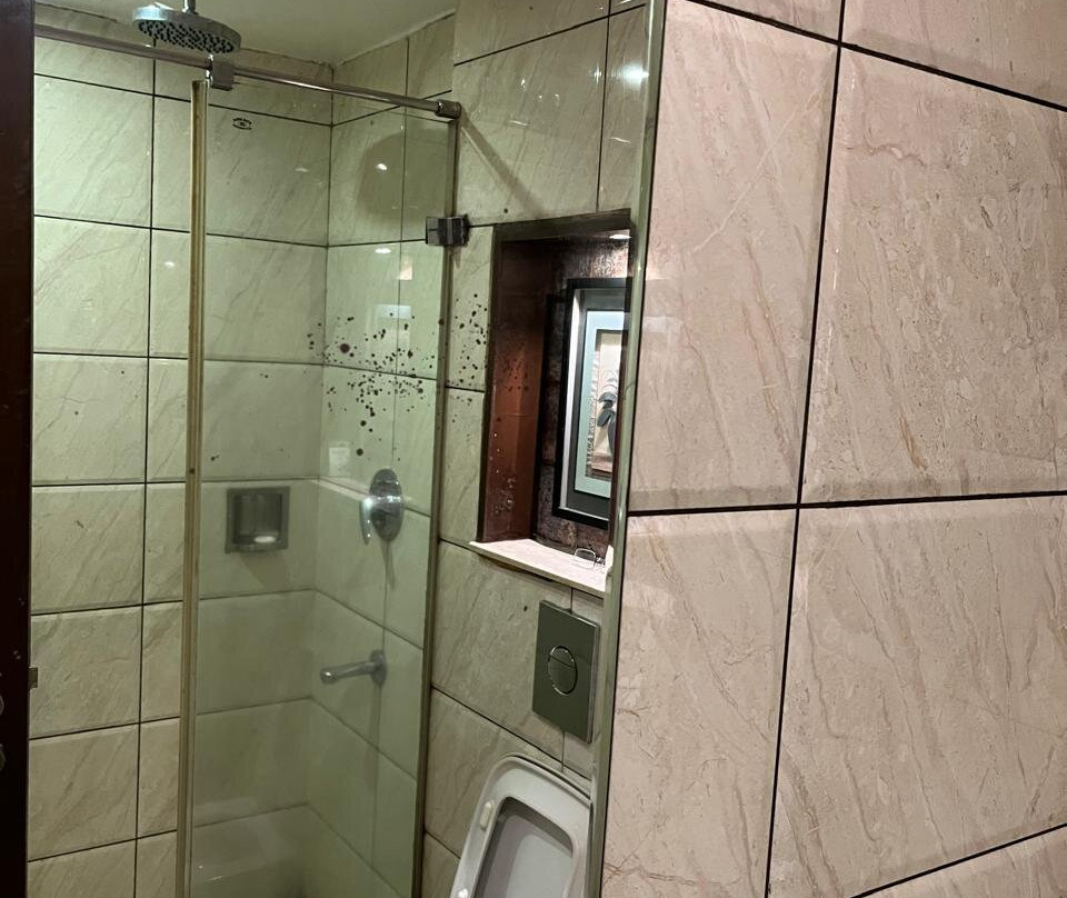 Mayflower Hotel主图