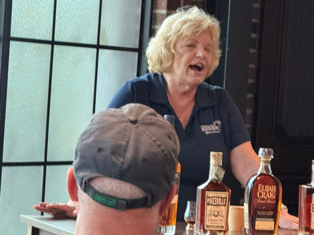 Heaven Hill Bourbon Experience-Bardstown必去景点