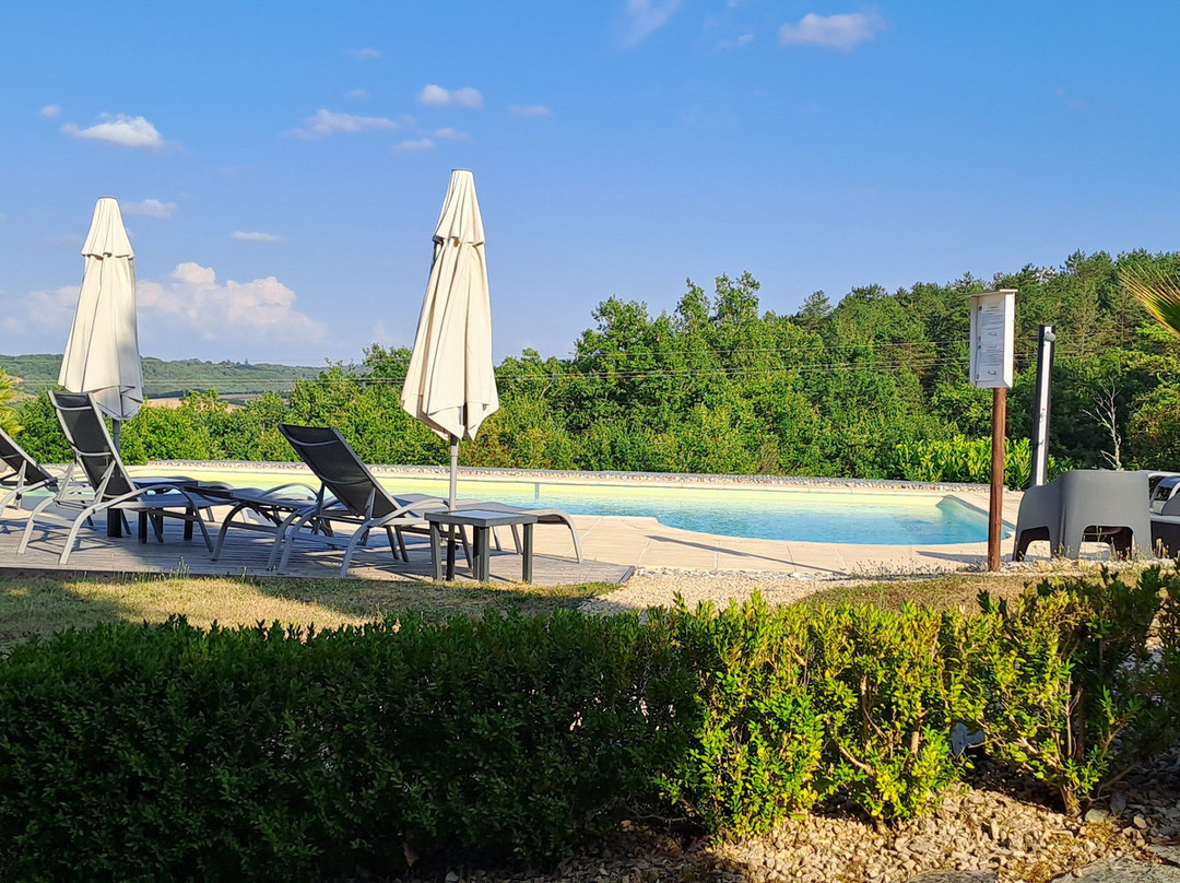 Les Trois Collines主图