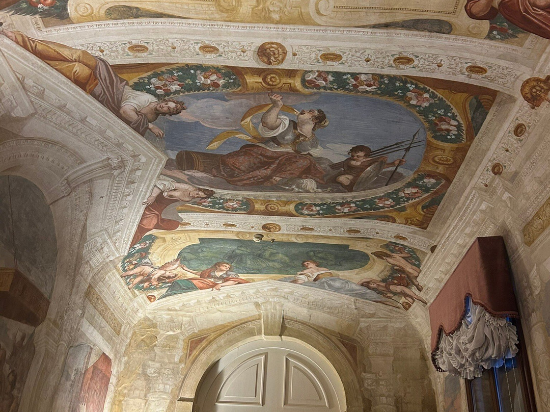 Villa Barbarich-麦斯特必去景点