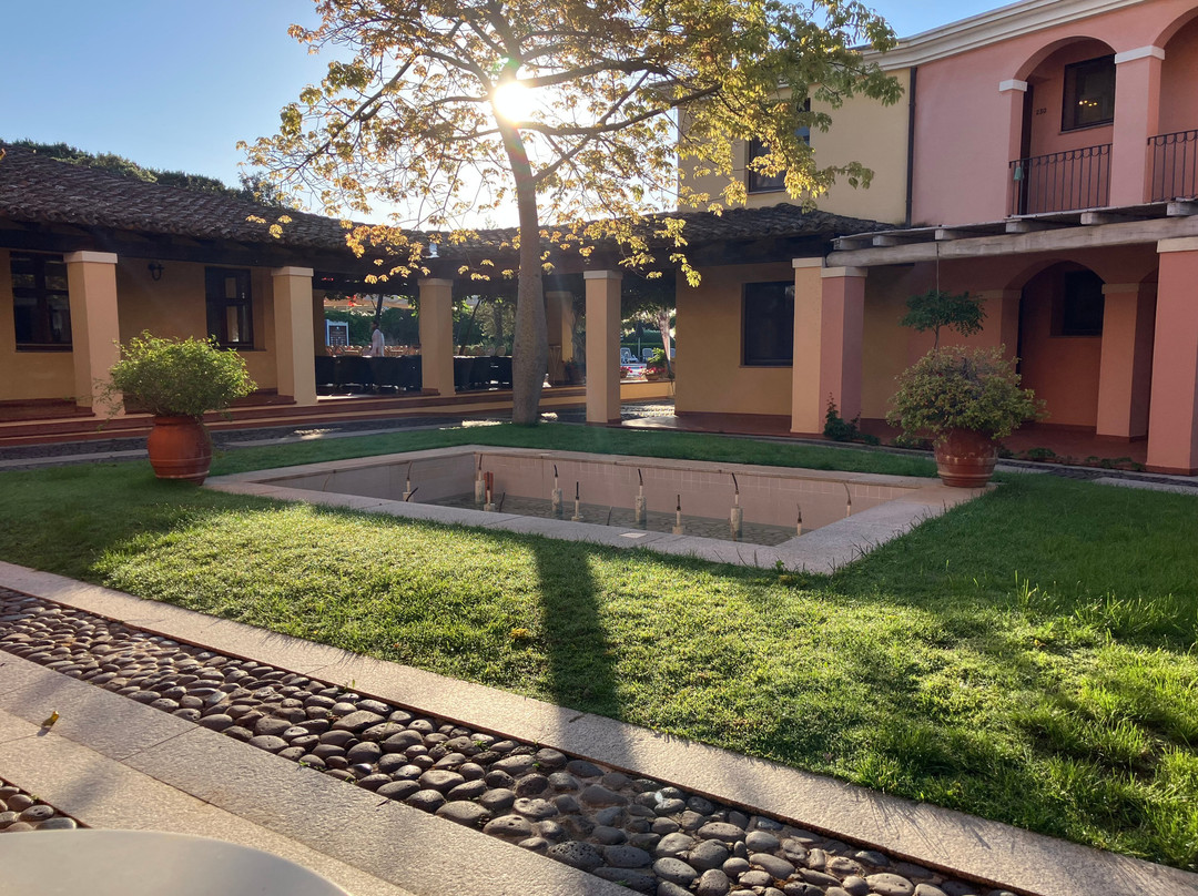 拉托雷酒店主图