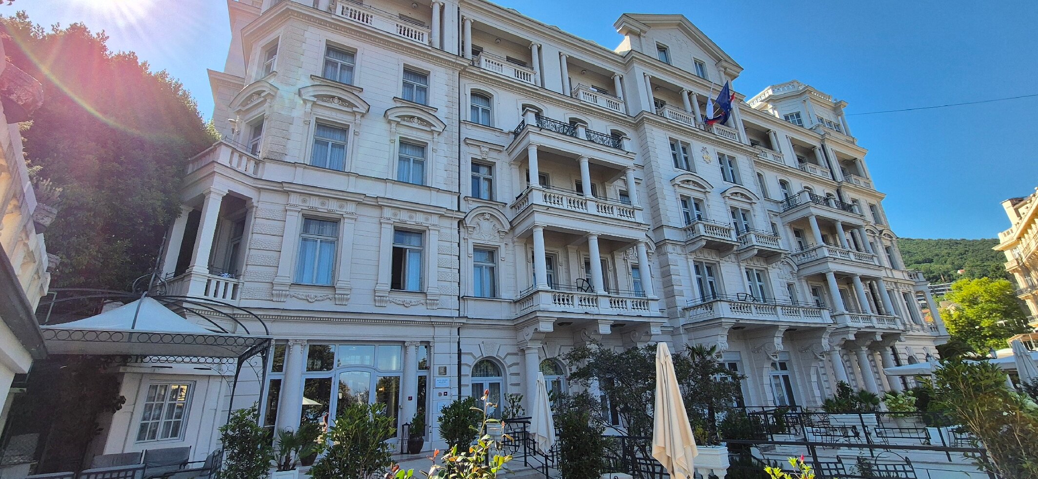 Hotel Bellevue-官方