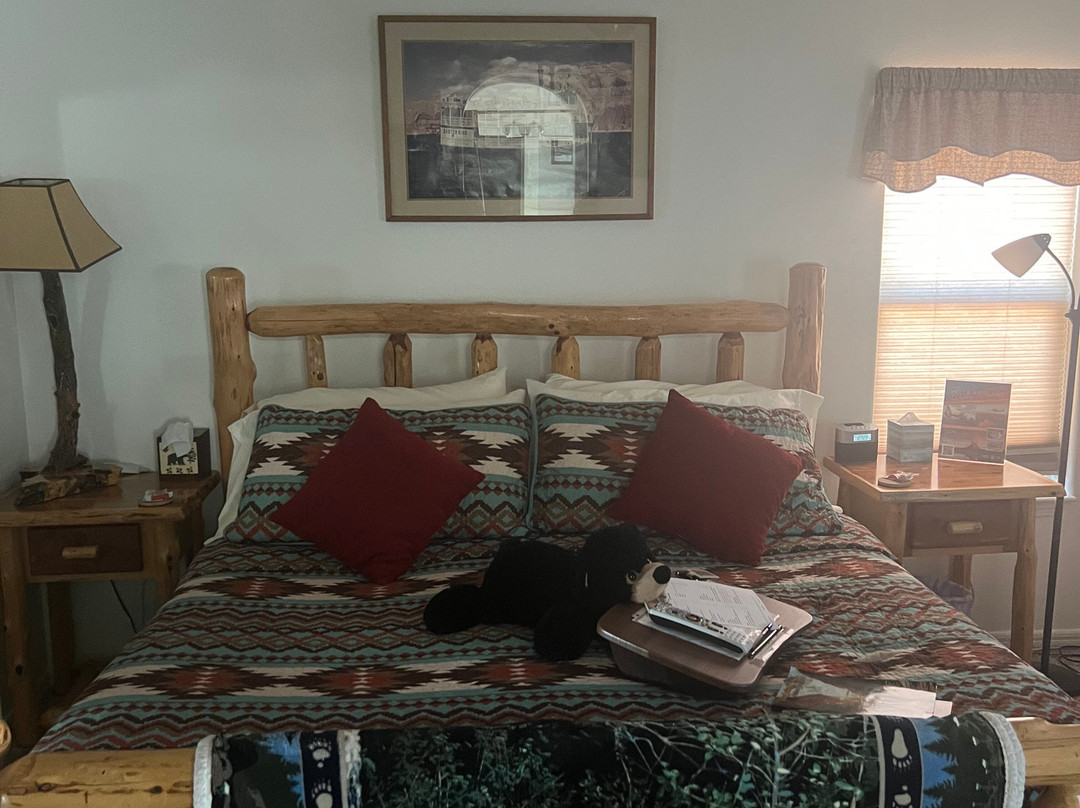 The Bear's Den B&B主图