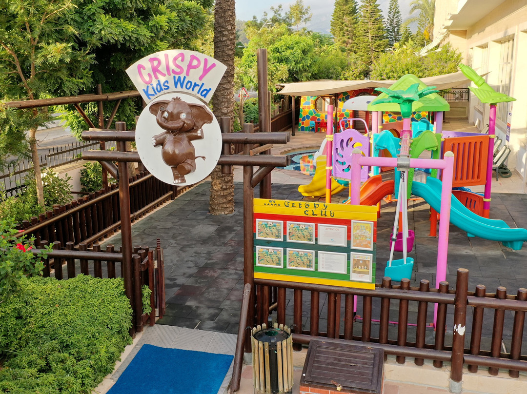 Crystal De Luxe Resort & Spa主图