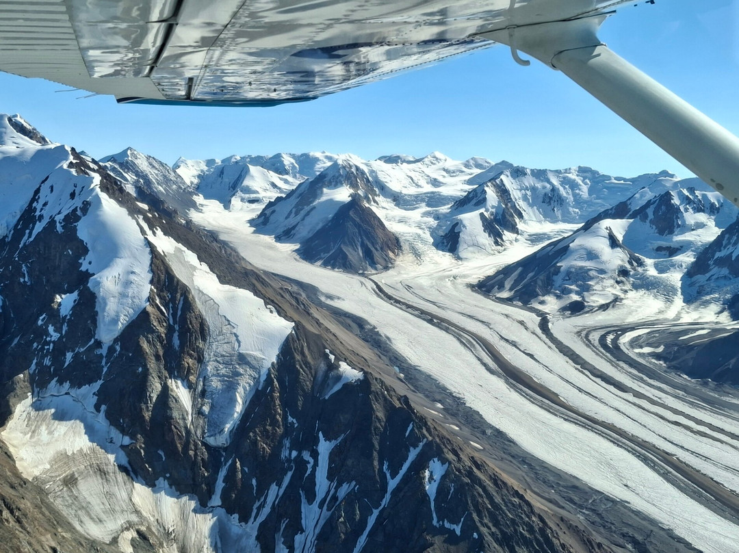 Rocking Star Adventures-Burwash Landing必去景点