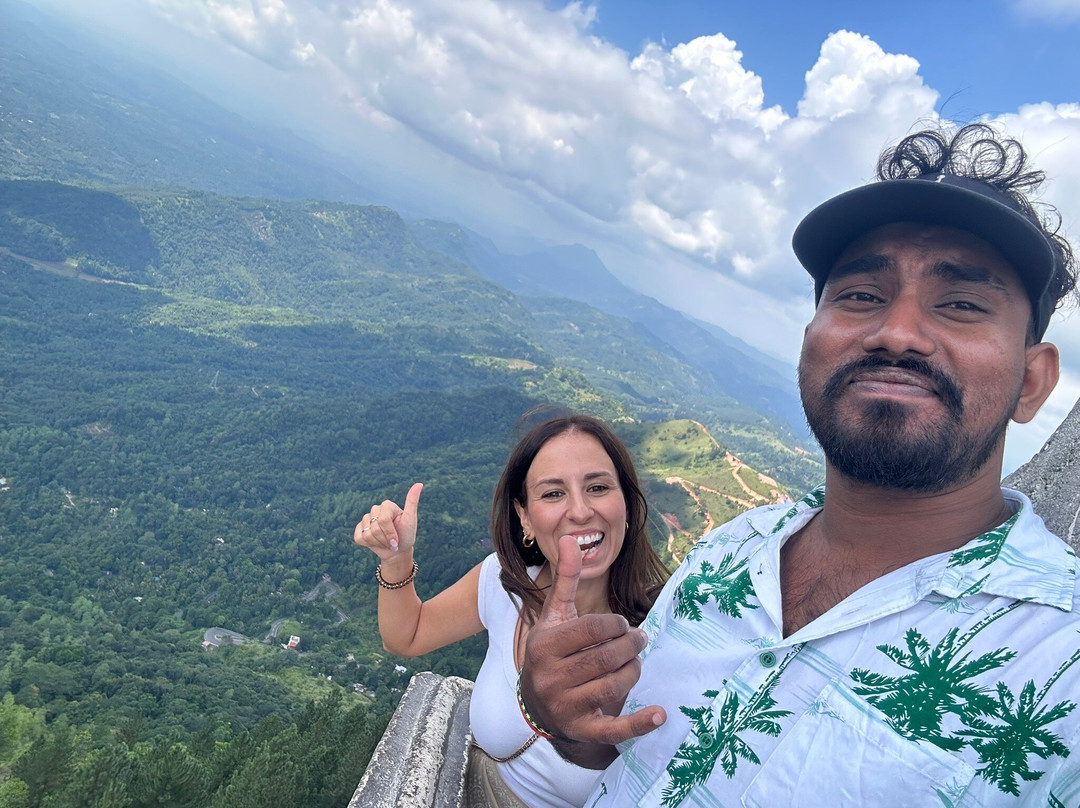 Aash Travels-Polgahawela必去景点