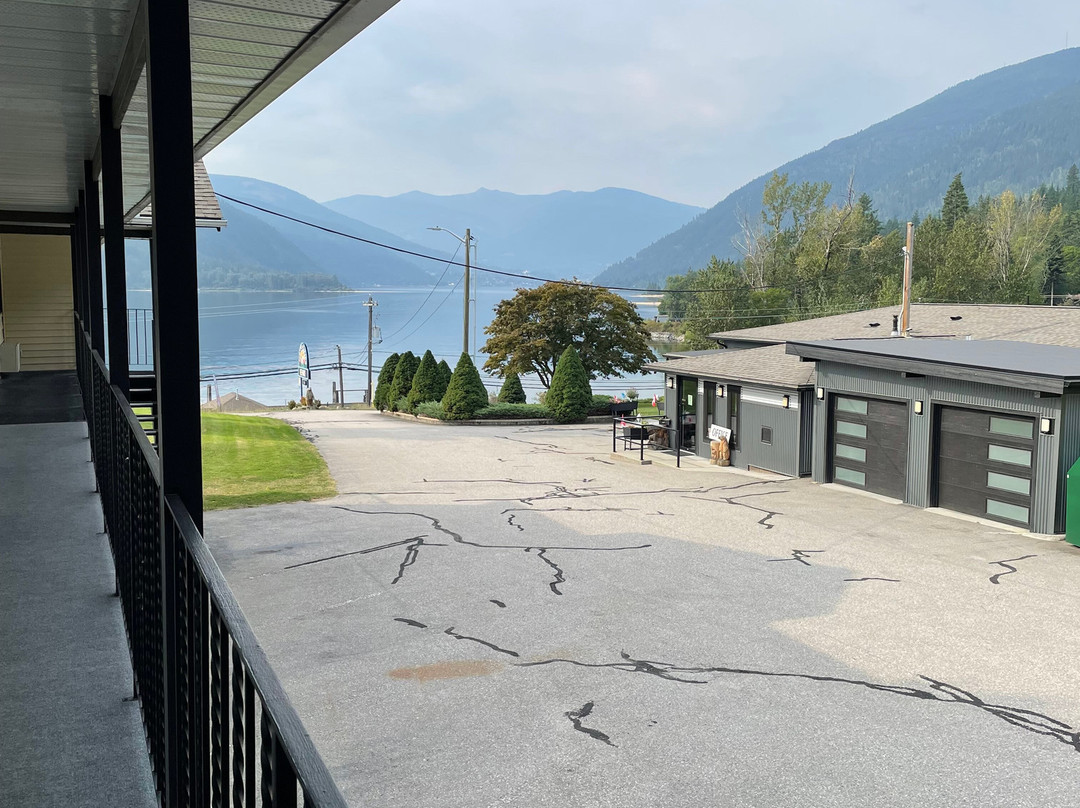 Kokanee Glacier Resort主图