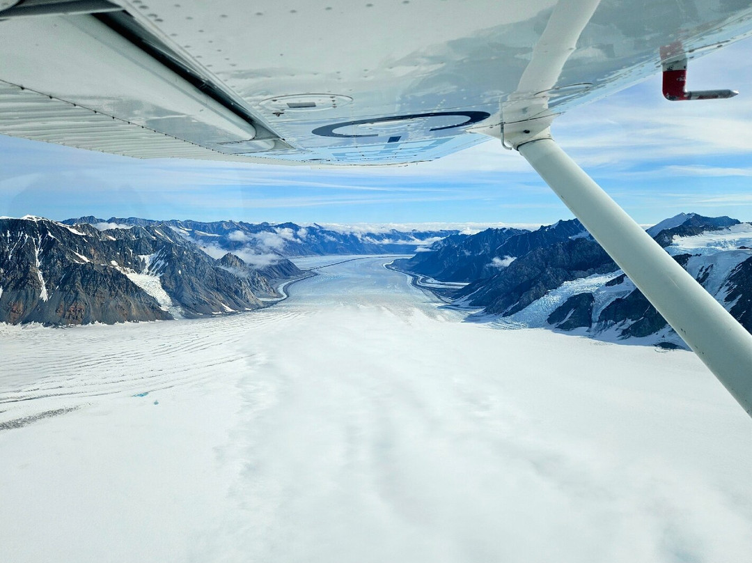 Rocking Star Adventures-Burwash Landing必去景点