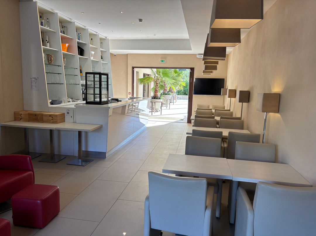 Seventeen Hotel主图