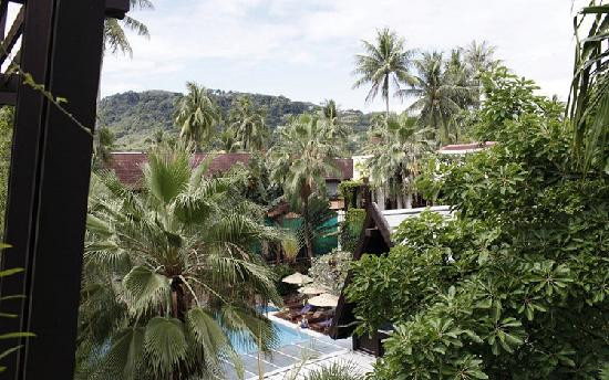 芭东布拉莎丽度假酒店主图