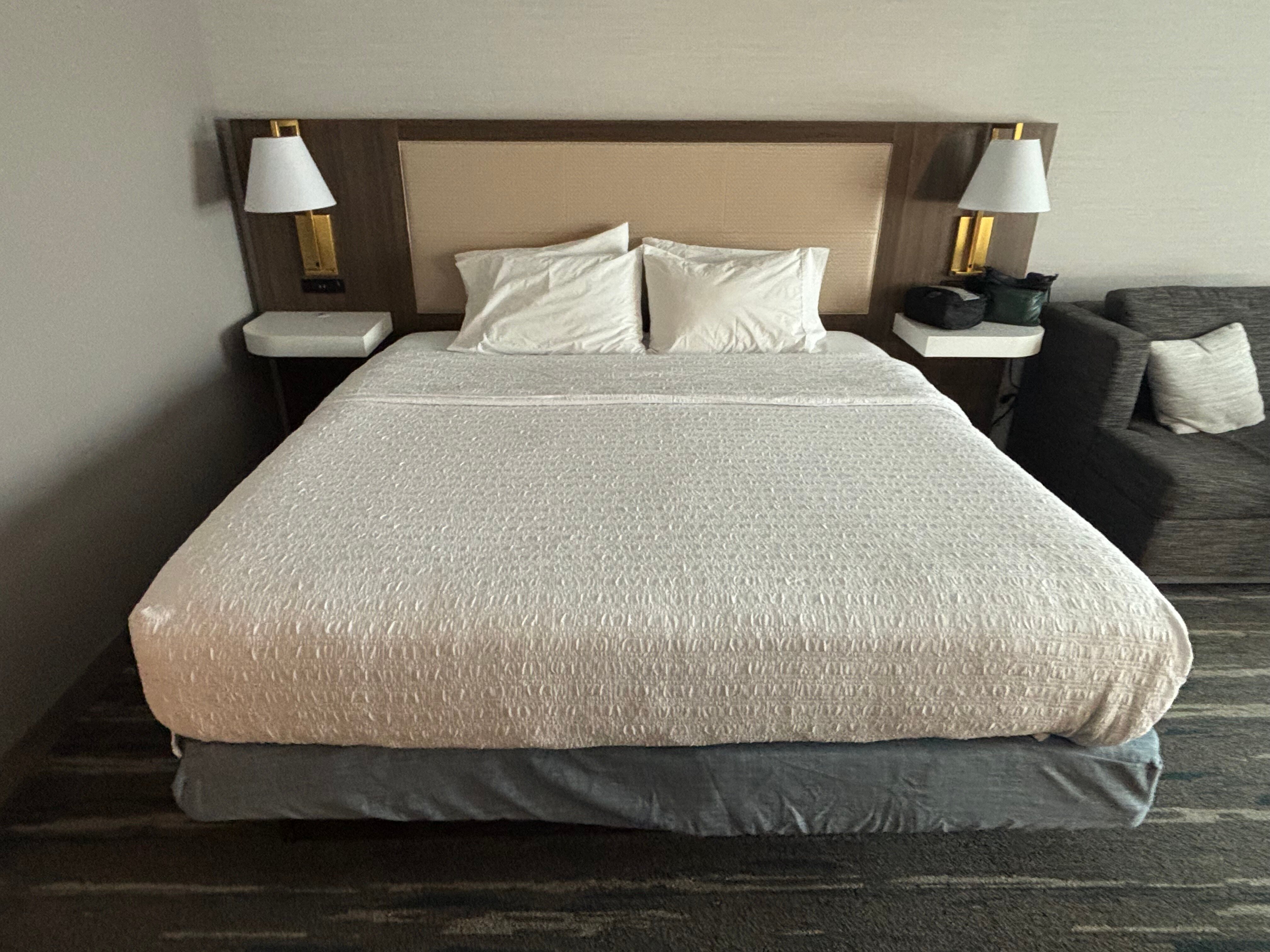 汉普顿宜特艾卡旅-客卧