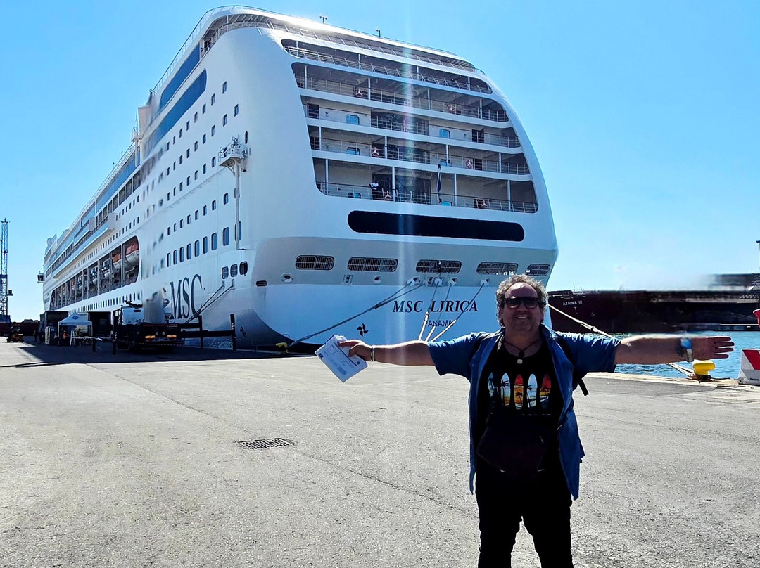 阿尔维瑞酒店主图