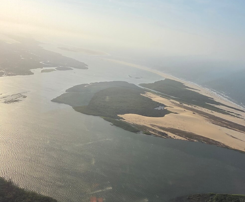 Cabure Beach-巴雷里尼亚斯必去景点