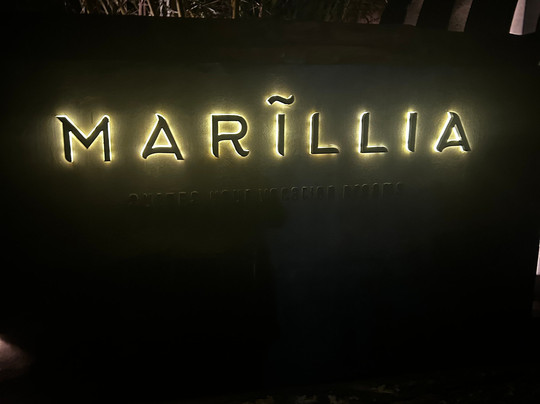 玛丽莉亚乡村酒店主图