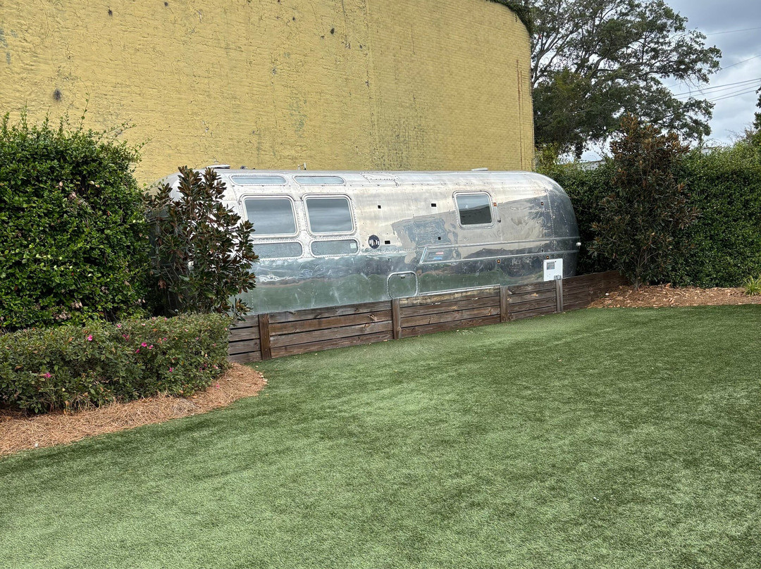 Laurel Mercantile Co.