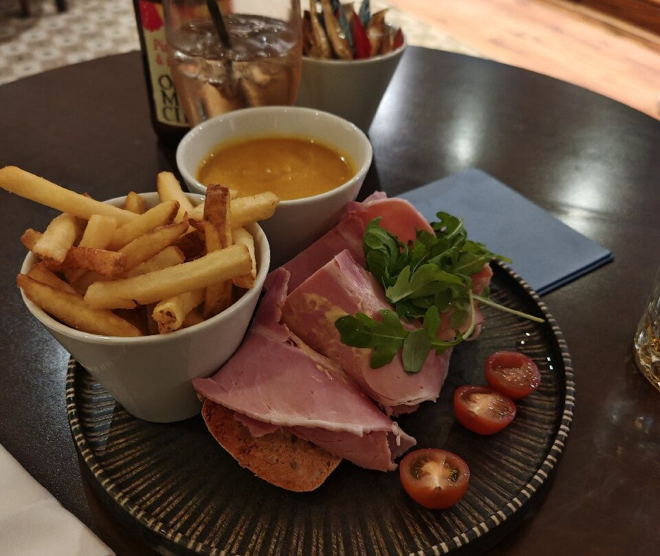 Kettering Park Hotel & Spa主图