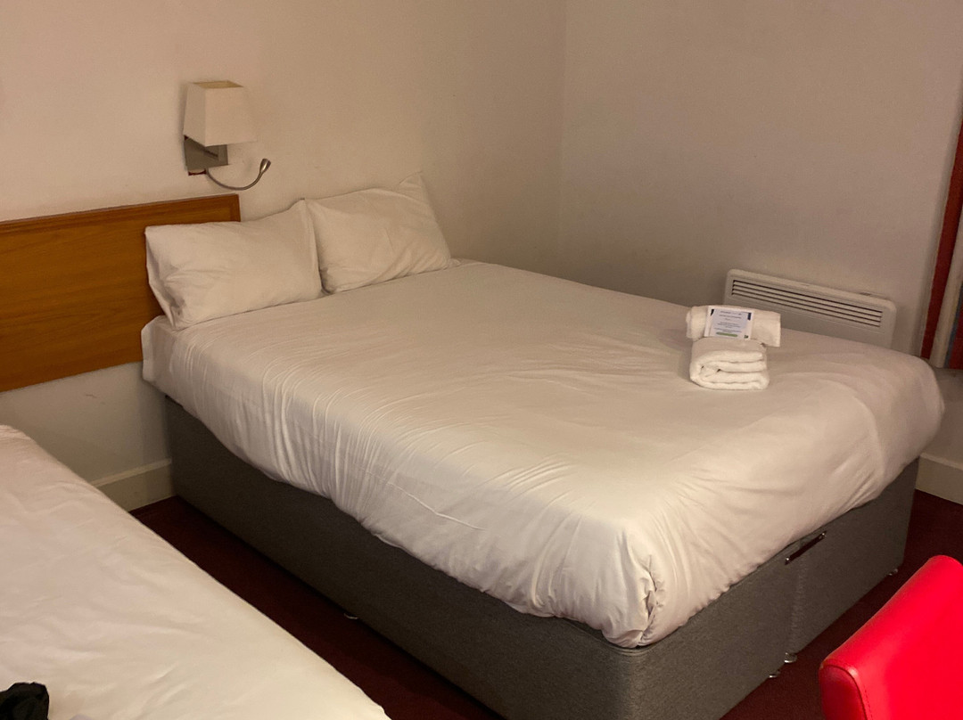 Ramada by Wyndham Cambridge主图