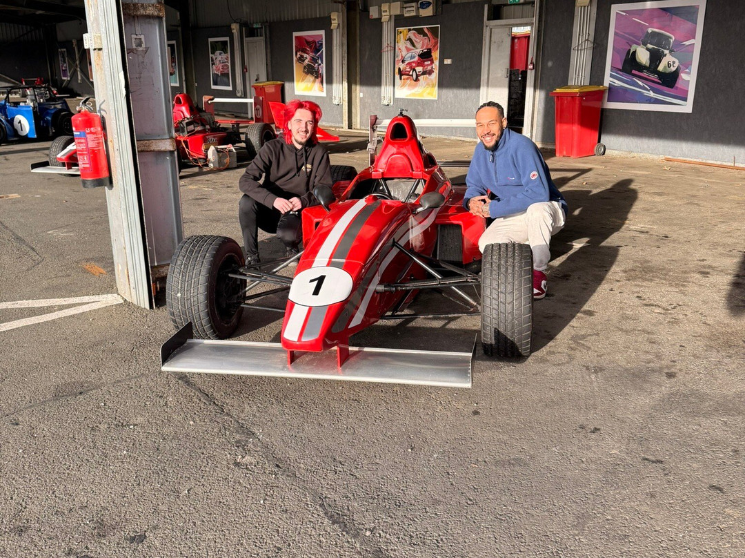 Knockhill Racing Circuit-丹弗姆林必去景点