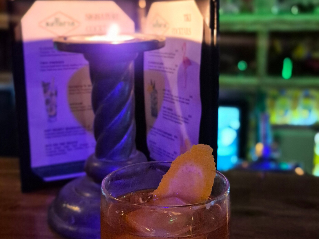 Ratafia Sxm-Cupecoy Bay必去景点