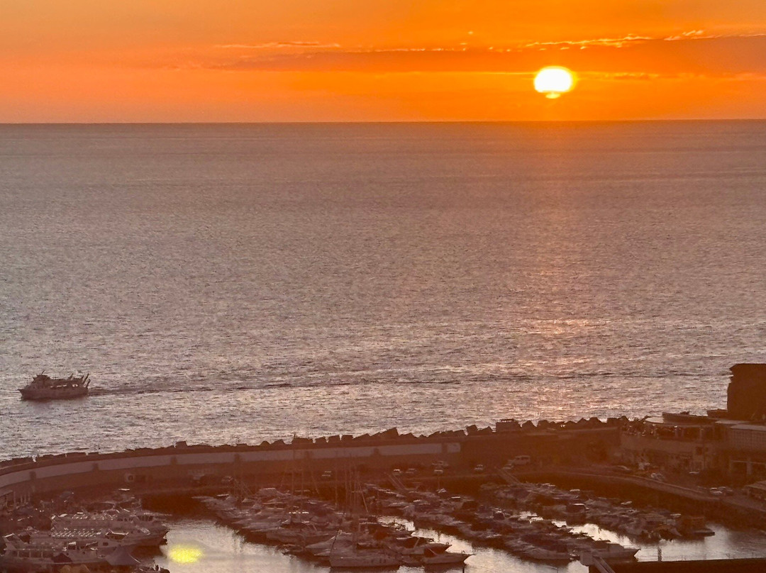 Miriam Apartments主图