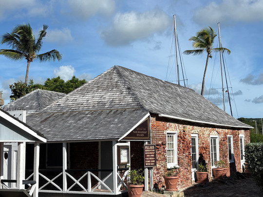 Admiral's Inn & Gunpowder Suites主图